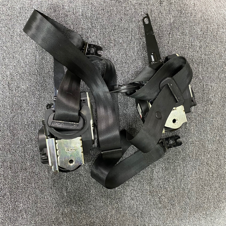 新迈腾B8帕萨特安全带高配电动调节安全带3...