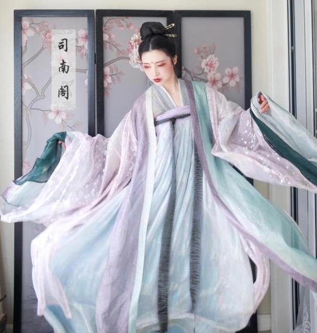 【出】月出长歌L码