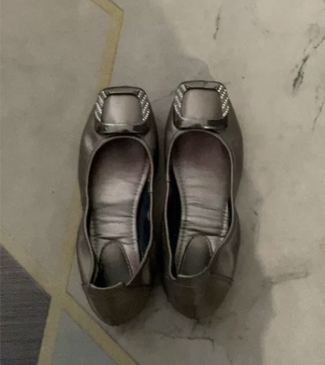 软底鞋37码 穿着走路很舒服 生完孩子脚好...