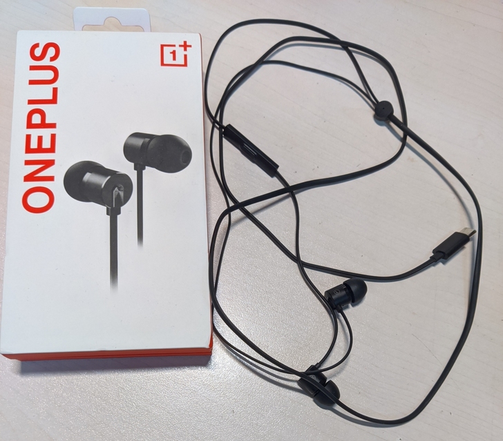 oneplus 一加银耳2T 动圈有线入耳...