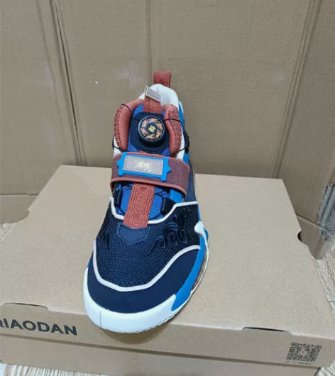 乔丹童鞋儿童运动鞋2022冬新款旋纽扣男童...