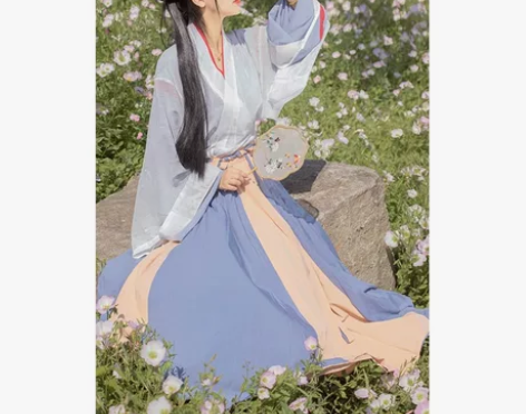 五五年汉服 晗露 交领襦裙 正的 这套是晗...