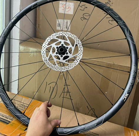 easton ea90 xc顶级轮组，伊斯...