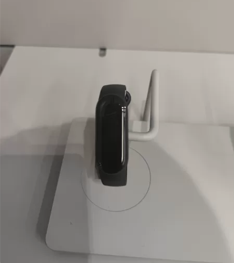 小米手环6演示机 感兴趣的话点“我想要”和...