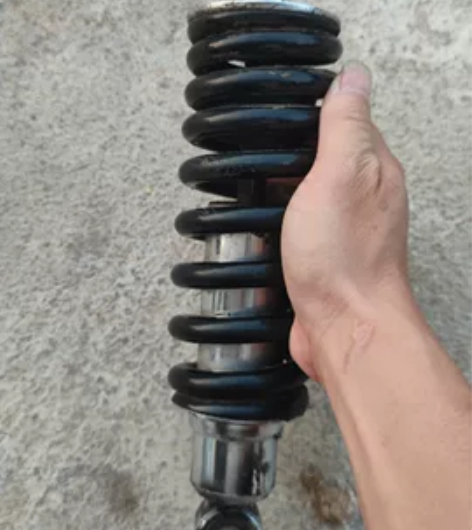 正品银钢小怪兽150后减震器    拆下来...