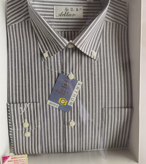 全新未开封男士衬衫，暗灰色条纹，180/9...