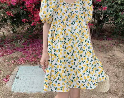 夏季小清新碎花连衣裙女2021新款泡泡袖法...
