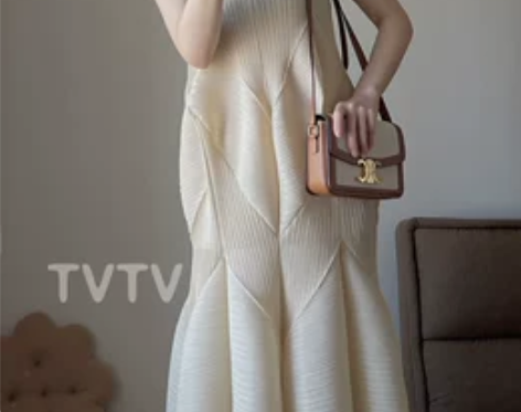 TVTV 奶油蛋糕裙～设计感定制面料三宅褶...