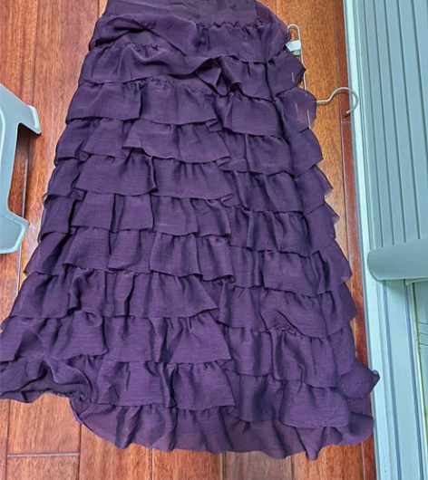 全新酒红色蛋糕裙 S码 买来就小了一直没有...