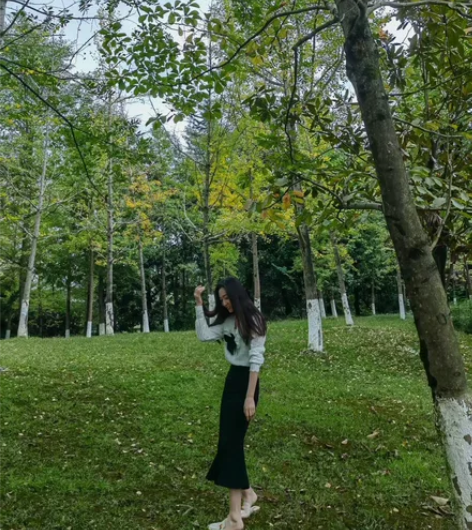 店里买的鱼尾裙 拍照穿过一次 30,闲置,...