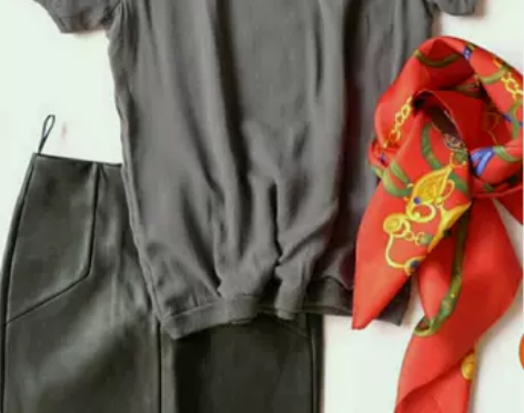 全新 一只大熊猫黑色皮裙 厚罗马布 半身裙...