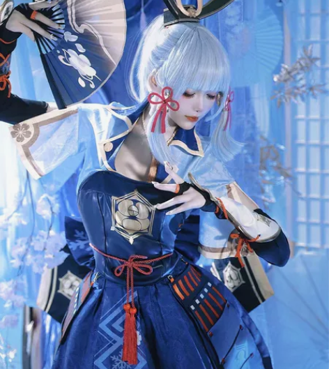 三町目神里绫华COS大全套有扇子 想换其他...
