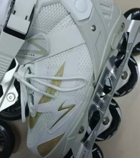 美洲狮成人轮滑鞋大学生社团初学溜冰鞋成年男...