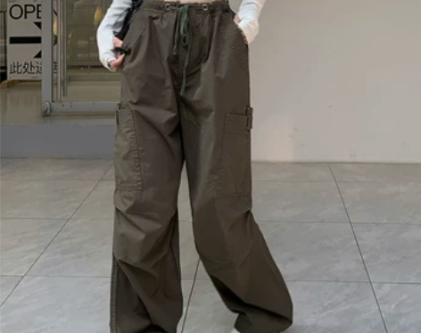 军绿色工装复古休闲裤女秋季小个子抽绳宽松百...