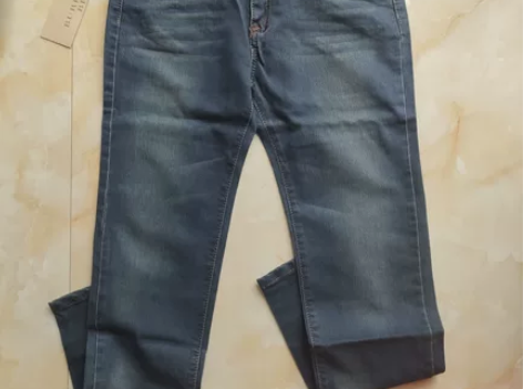 疫情原因清仓BURBERRY博柏利小脚裤女...