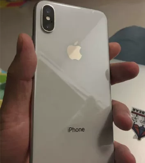 iphone x 64g，银色，还是很新的...