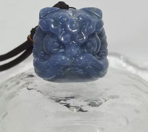 蓝东陵醒狮 飘点点白雪 超绝的一只 感兴趣...