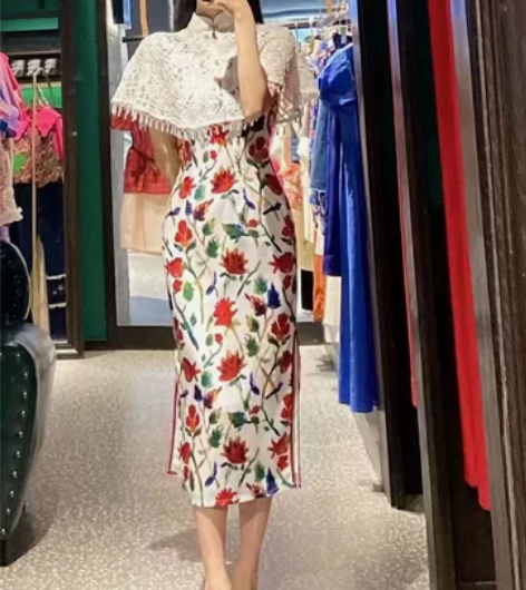 朝花夕拾 全新没有穿过一次  披肩和旗袍整...