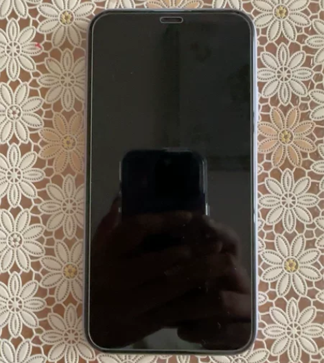 苹果11，紫色的，128g 成色99新，没...