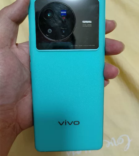 vivo x80 12+256假日单机 +...