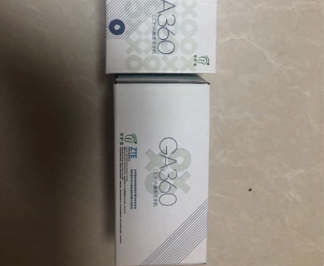 全新ZTE电信版CDMA2000腕表式数字...