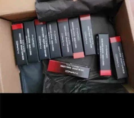 Mac子弹头口红颜色全 售出不退不换 颜色...