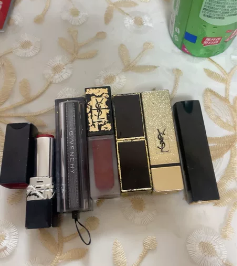 口红大牌白菜价迪奥999 纪梵希禁忌之吻 ...