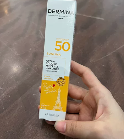 欧敏肤防晒隔离，自带肤色，建议油皮者购入，...