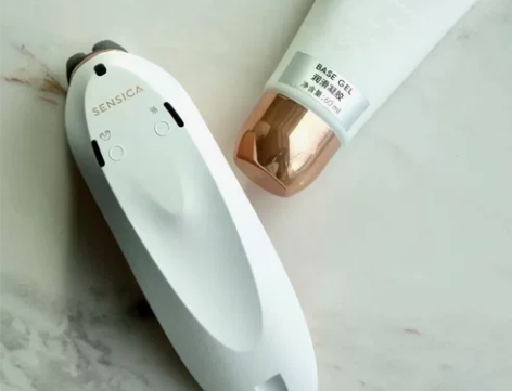 姗卡美容仪[闪亮] 按摩?射频 想要的赶紧...