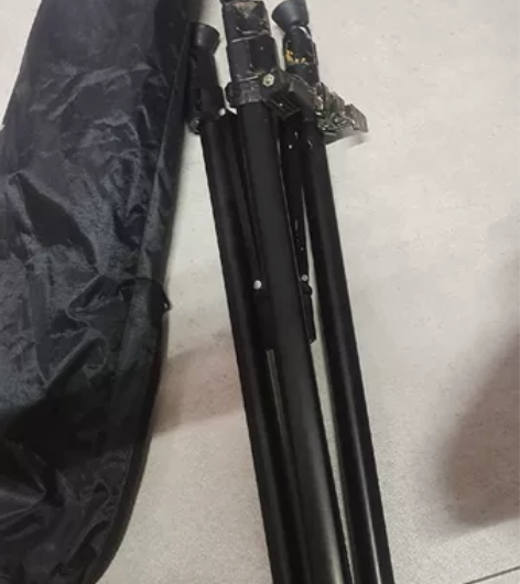 铝合金画架  手摇升降 感兴趣的话点“我想...