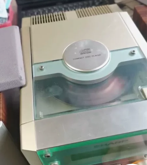 夏普XL一2088GD组合音响,机器原装正...