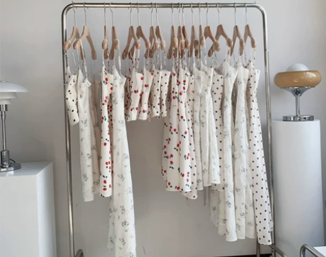 李可以_腻腻裙组 春夏氧气少女系（后背打揽...