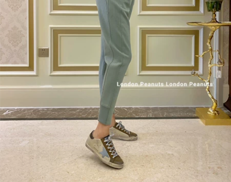 【伦敦小夫人】2020冬季上新三色加绒运动...