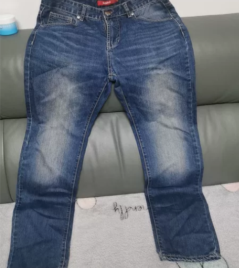 男生牛仔裤，很新，31的尺码，裤长103，...