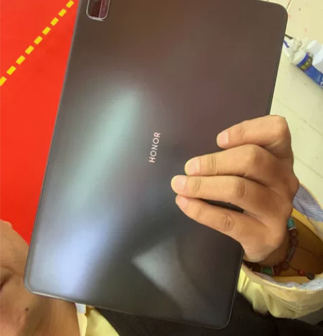 荣耀平板V6、6+64Wi-Fi版，成色好...