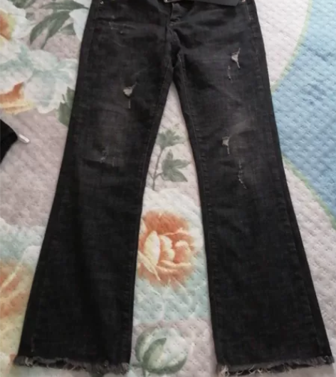 欧货牛仔裤，穿一次，便宜出。28码，弹力老...