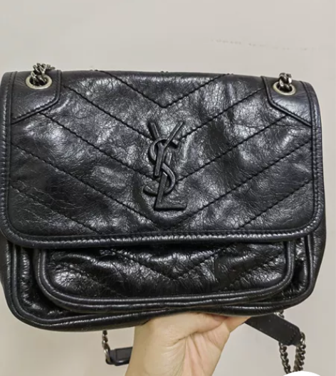 ysl流浪包，挎包小号 520包邮，不议价...