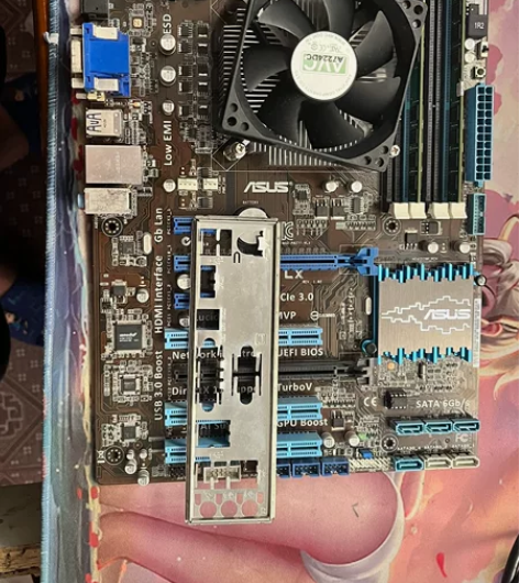 华硕z77主板，i5 3450可以超频到4...