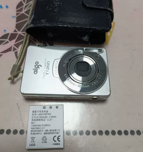 爱国者T1260相机，复古ccd，卡片机，...