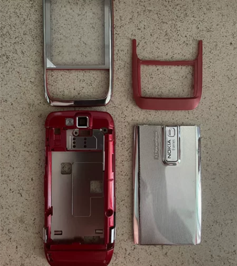 诺基亚E66全新红色外壳一套特价包邮出了！...