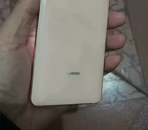 华为Mate10pro。6十128G全网通...
