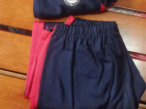 株洲市八中秋季校服套装，175码（中途转学...