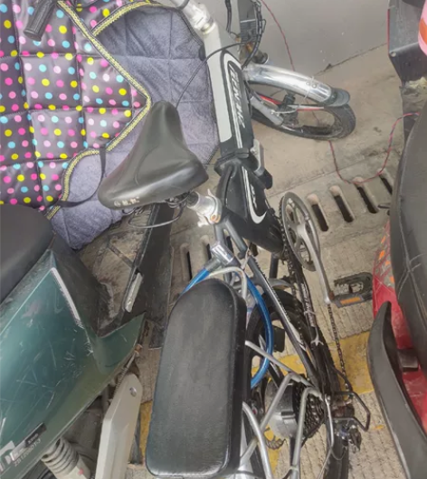 正步电动自行车，48V10.4安20寸的，...