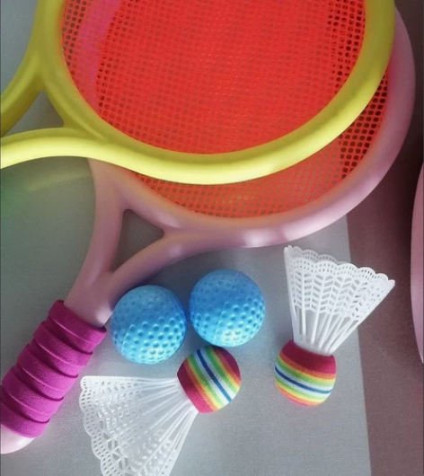 低价处理全新儿童羽毛球拍幼儿园运动网球亲子...