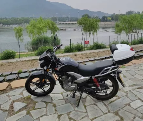 宗申牌挂档摩托车，150cc，京西车行购买...