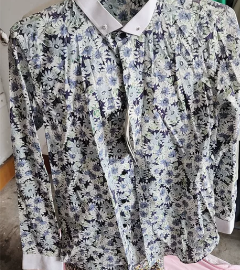 全新男士衬衫，尺码L 感兴趣的话点“我想要...