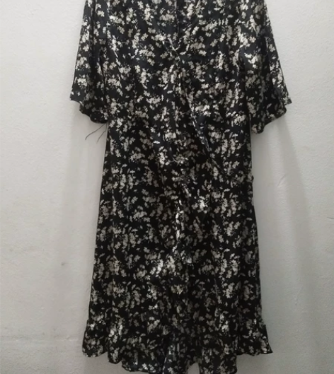 【包邮】碎花L码一片式绑带荷叶边连衣裙 清...