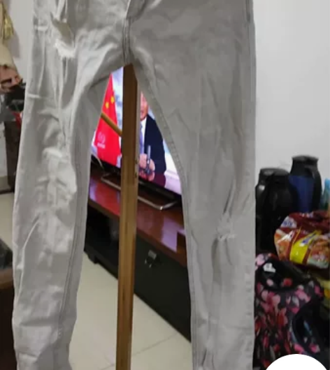 hm破洞牛仔裤 32的 2尺4的腰 超紧身...