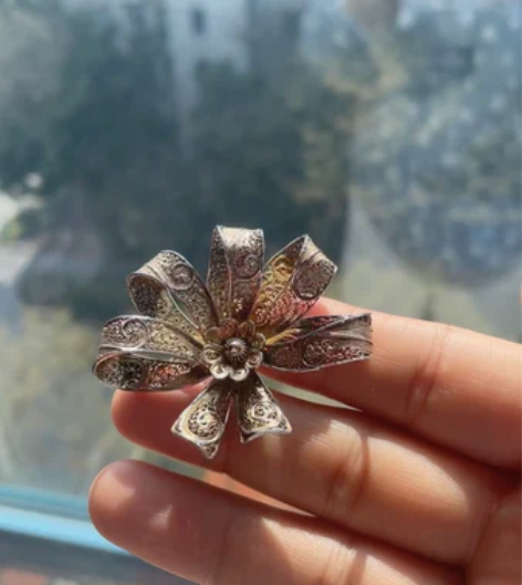 1910-1930时期掐丝银鎏金胸针,工艺...