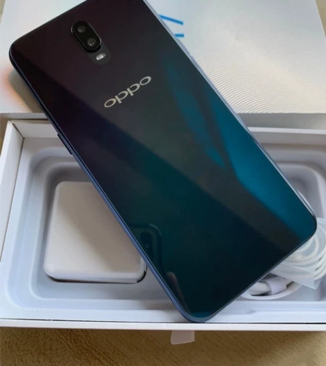 OPPOr17  几乎全新 正品手机  6...